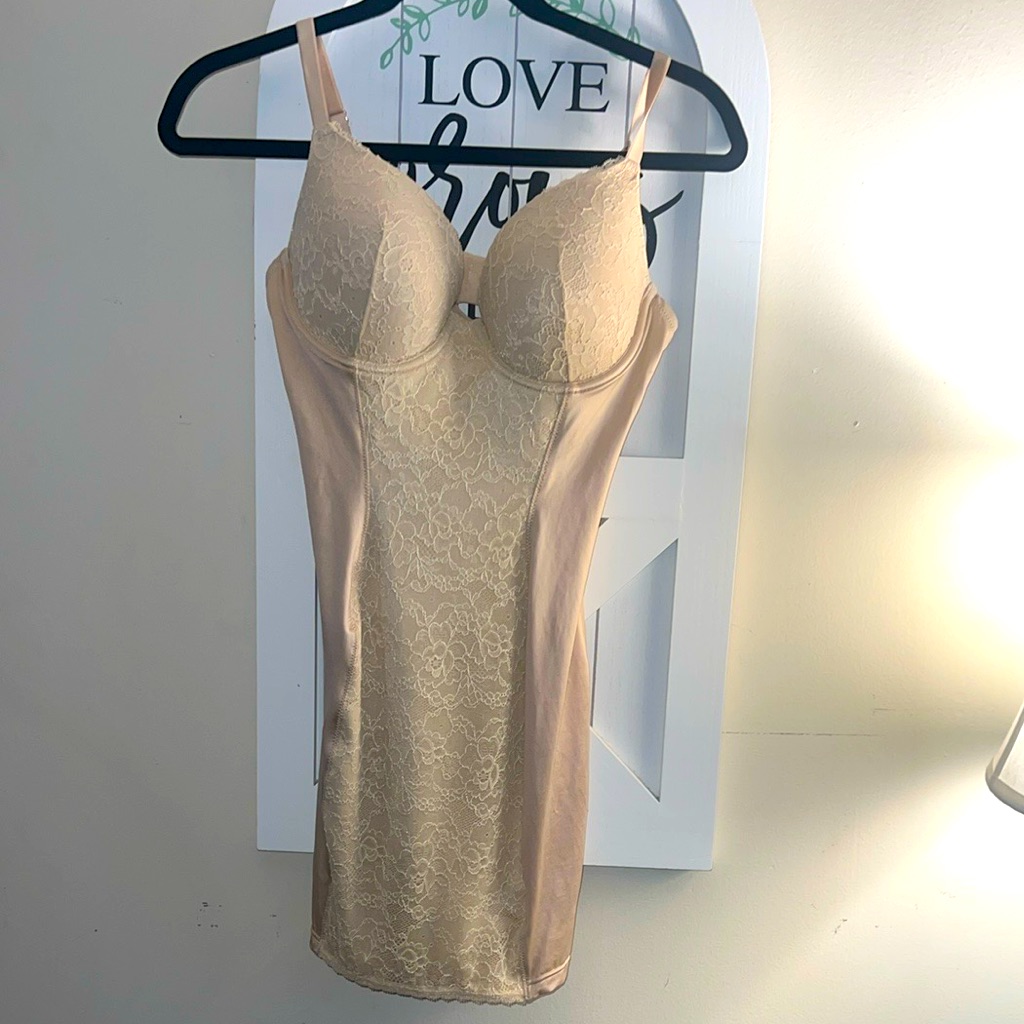 Maidenform Elegant Lace Nude Slip Dress